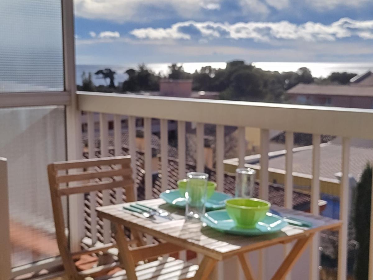 Studio Tout A Pied - Vue Sur Mer Saint Aygulf Εξωτερικό φωτογραφία